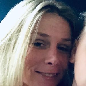 Meet your Posher, Debra